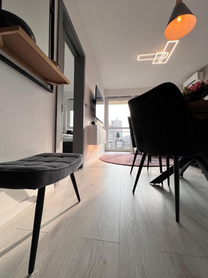 Suiteangel - Luxury Design Condo With Free Garage Budapest Exterior photo